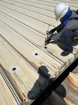 Reforma de banheiro com acabamento moderno pela OCG Facility